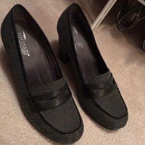 Aerosoles size 9.5M heels